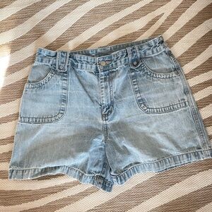 Vintage Sonoma Light Blue Denim Casual Women’s Shorts with detailed pockets